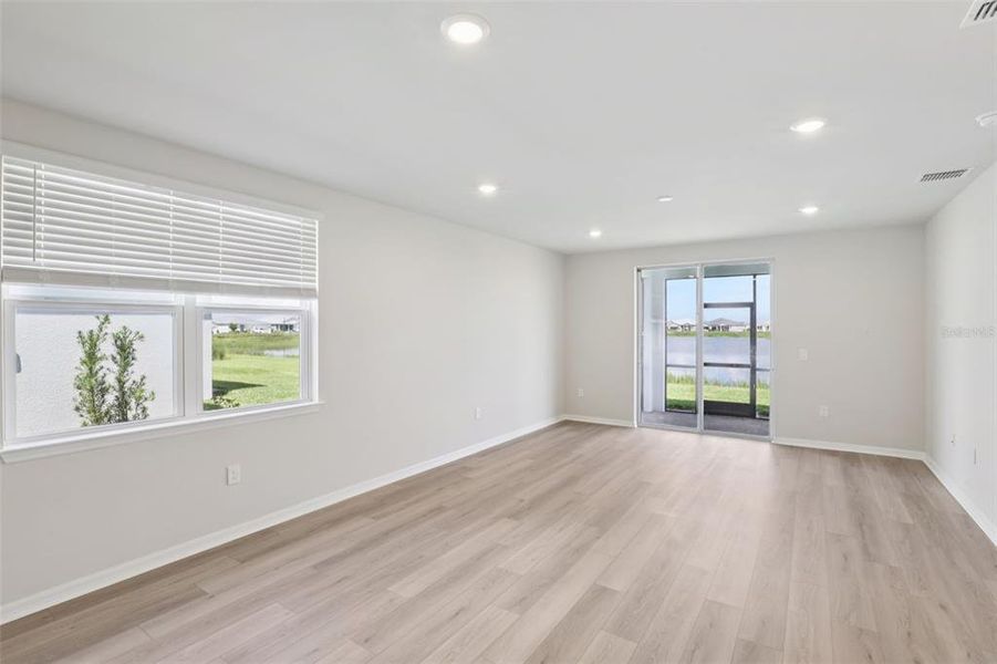 Spacious, unfurnished interior of a new home in Crescent Lakes - Premier Series, Punta Gorda (Image 28).