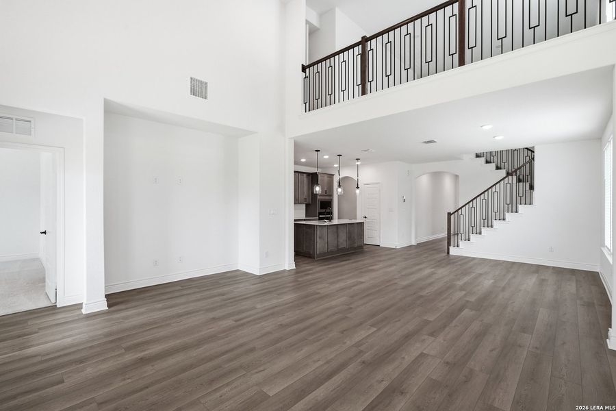 Spacious, unfurnished interior of a new home in Bison Ridge, San Antonio (Image 57). Spacious, unfurnished interior of a new home in Bison Ridge, San Antonio (Image 57).