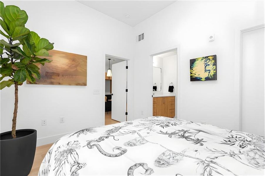 Furnished interior view inside a new home in , Atlanta (Image 8).