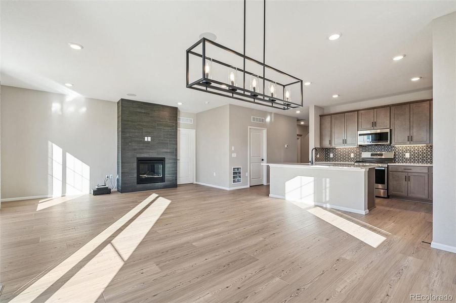 Spacious, unfurnished interior of a new home in Farmlore, Brighton (Image 34).