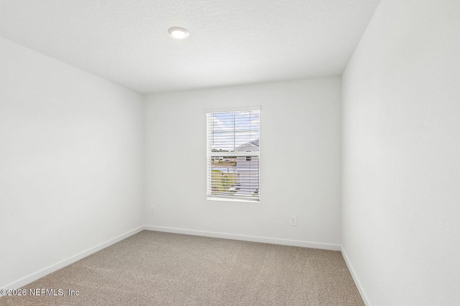 Spacious, unfurnished interior of a new home in The District at Oakleaf - The Commons, Middleburg (Image 24).