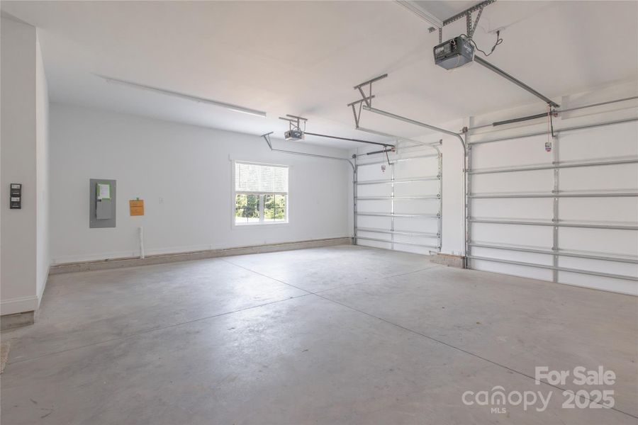 Spacious, unfurnished interior of a new home in , Stanley (Image 30).