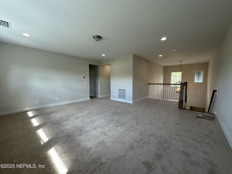 Spacious, unfurnished interior of a new home in SilverLeaf, St. Augustine (Image 17).