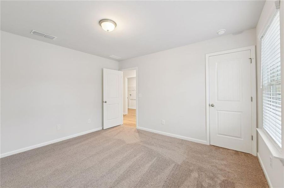Spacious, unfurnished interior of a new home in Hamilton Lakes, Lawrenceville (Image 31). Spacious, unfurnished interior of a new home in Hamilton Lakes, Lawrenceville (Image 31).