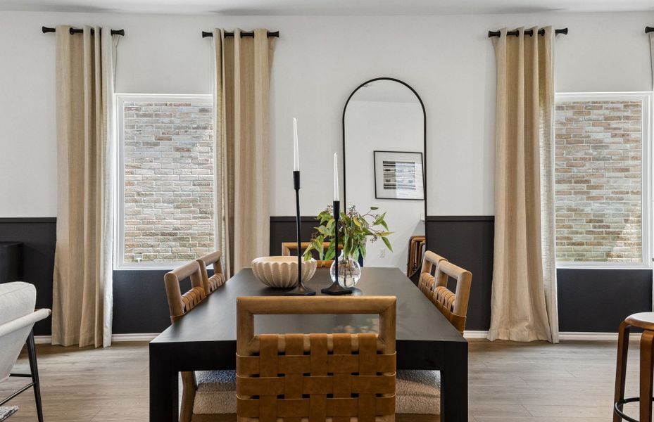 Representative furnished interior of a home built from the Livingston by Pulte Homes in Cottonwood, Howe (Image 8).