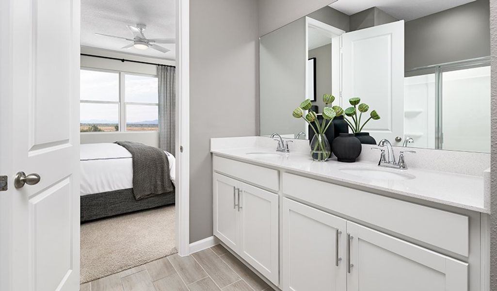 Zinc-Q956-ABQ Bathroom