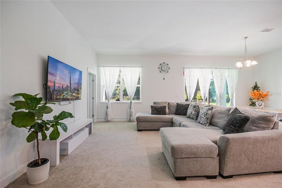 Furnished interior view inside a new home in Blue Diamond , Orlando (Image 32). Furnished interior view inside a new home in Blue Diamond , Orlando (Image 32).