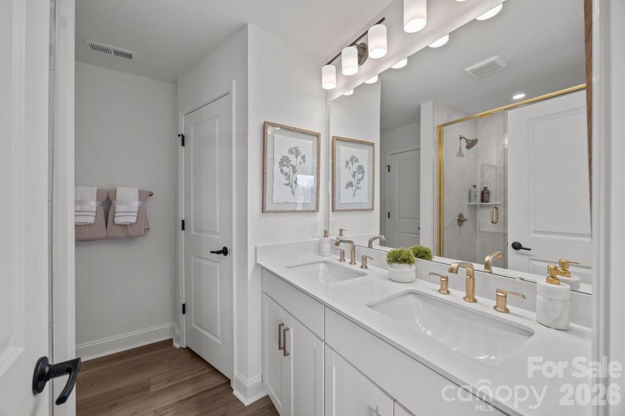 DECORATED MODEL HOME