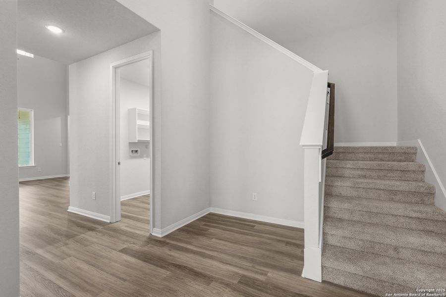 Spacious, unfurnished interior of a new home in Mayfair 50', New Braunfels (Image 13).