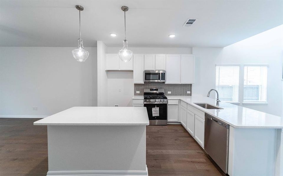 Furnished interior view inside a new home in Travis Ranch, Forney (Image 4). Furnished interior view inside a new home in Travis Ranch, Forney (Image 4).