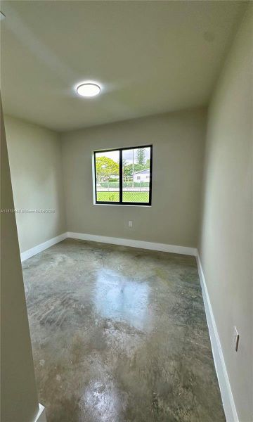 Spacious, unfurnished interior of a new home in , Miami (Image 16).