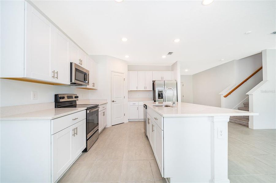 Furnished interior view inside a new home in Marion Creek, Haines City (Image 7). Furnished interior view inside a new home in Marion Creek, Haines City (Image 7).