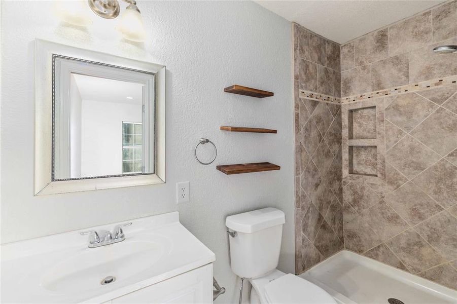 Furnished interior view inside a new home in , Brownwood (Image 9).