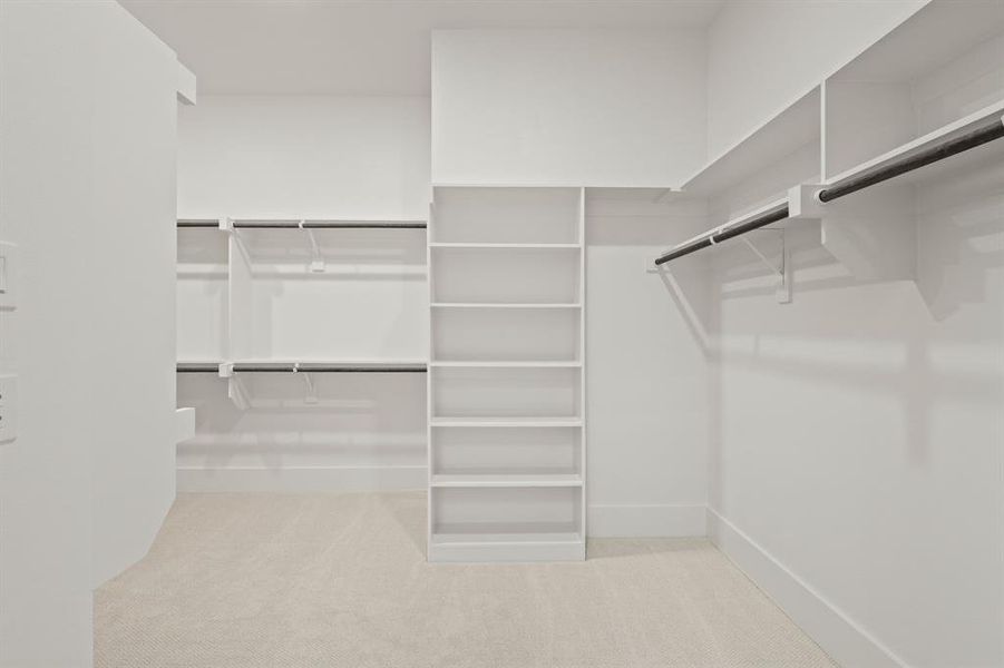 Spacious, unfurnished interior of a new home in Dean Farms, Lucas (Image 27).