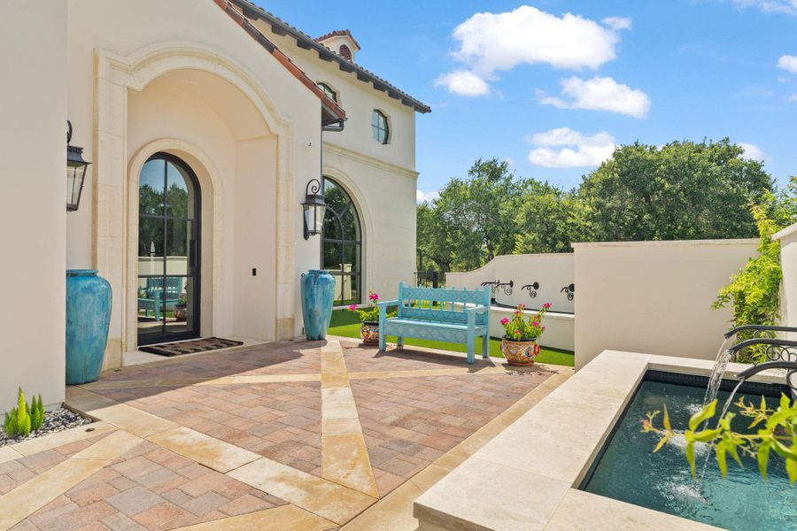 Exterior details and patio area of a home in , Horseshoe Bay (Image 19). Exterior details and patio area of a home in , Horseshoe Bay (Image 19).