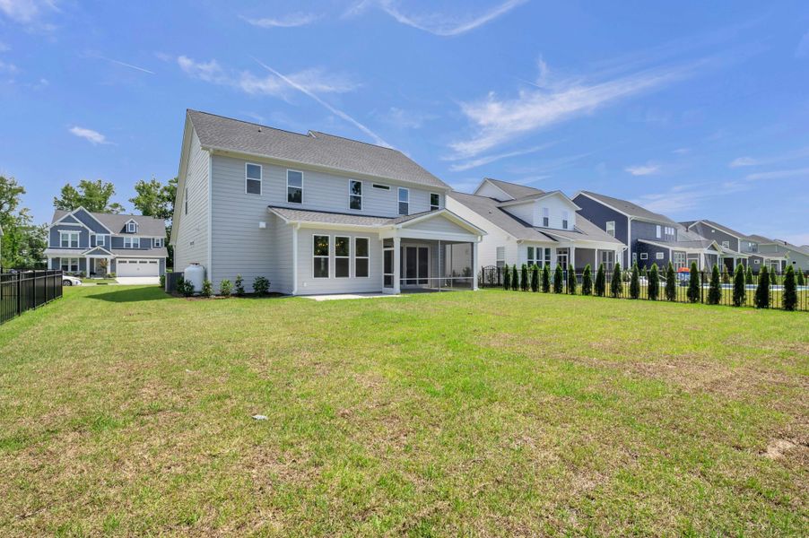 Representative exterior details of a home built from the The Whitley by RobuckHomes in Windwater, Hampstead (Image 55).