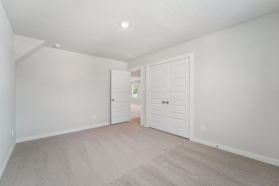 Spacious, unfurnished interior of a new home in Landing Meadows - Traditional Series, New Caney (Image 28). Spacious, unfurnished interior of a new home in Landing Meadows - Traditional Series, New Caney (Image 28).