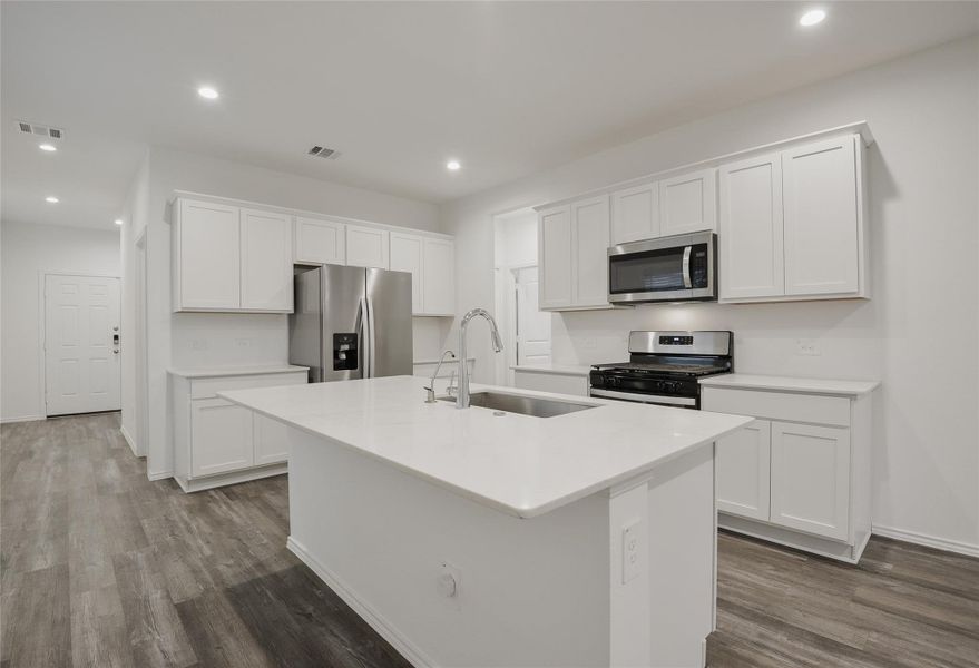 Furnished interior view inside a new home in River Ranch Meadows, Dayton (Image 3). Furnished interior view inside a new home in River Ranch Meadows, Dayton (Image 3).