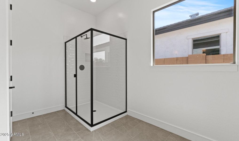 Edgewood Lot #1 Primary Bath 3 (Large)