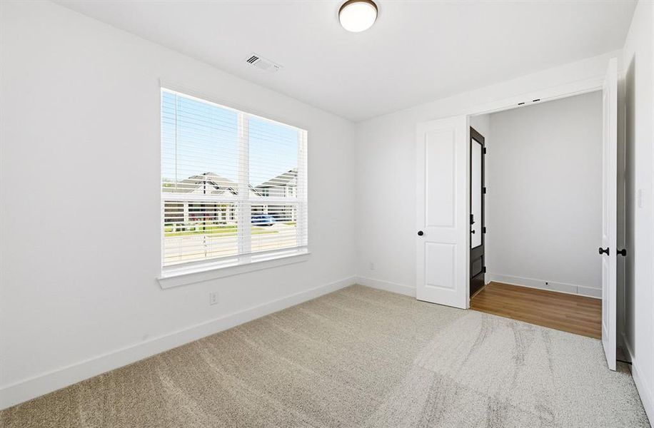 Spacious, unfurnished interior of a new home in Heritage Ranch: 50ft. lots, Sherman (Image 27).