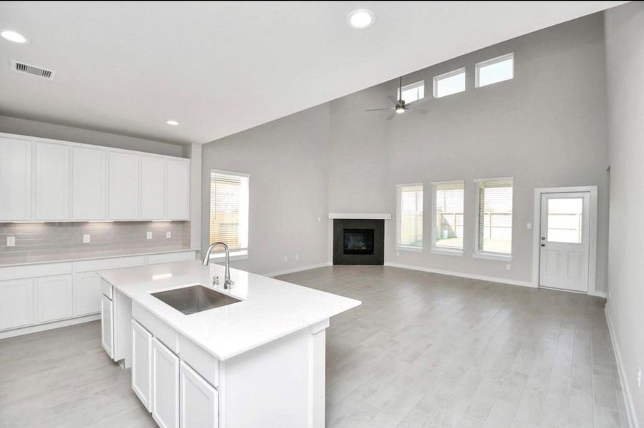 Image 37 of a home in Telge Ranch.