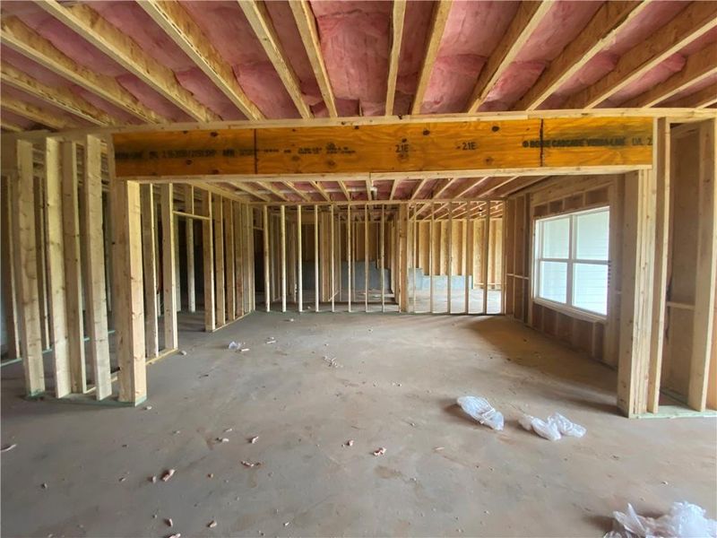 Image 50 of a home in .