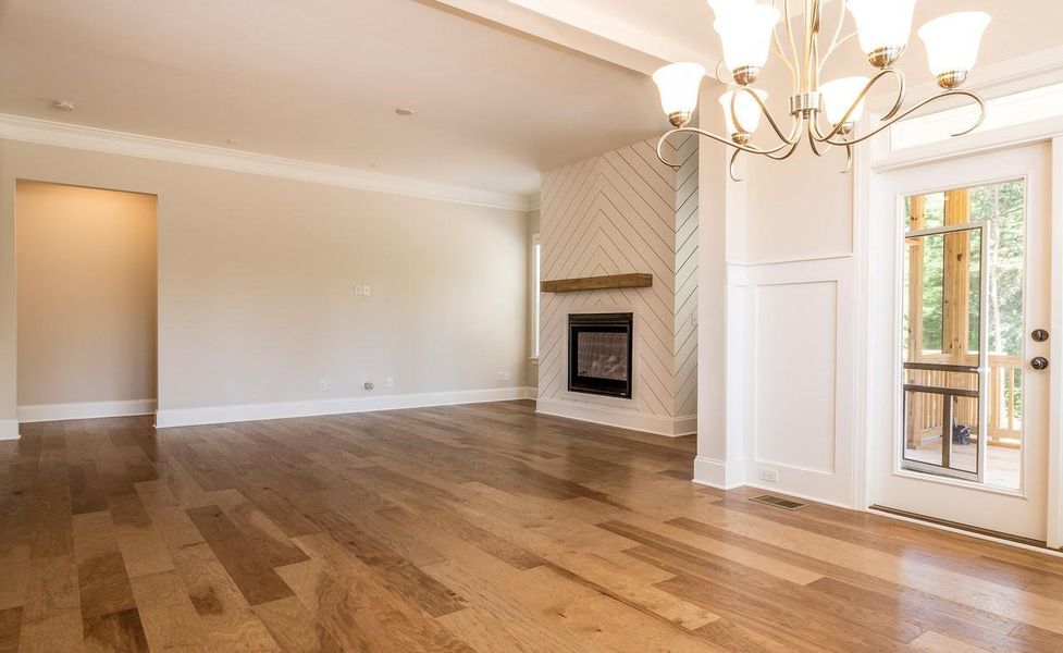 Representative unfurnished interior of a home built from the Pinehurst by Greybrook Homes in Edmunds Farm, Clover (Image 20).