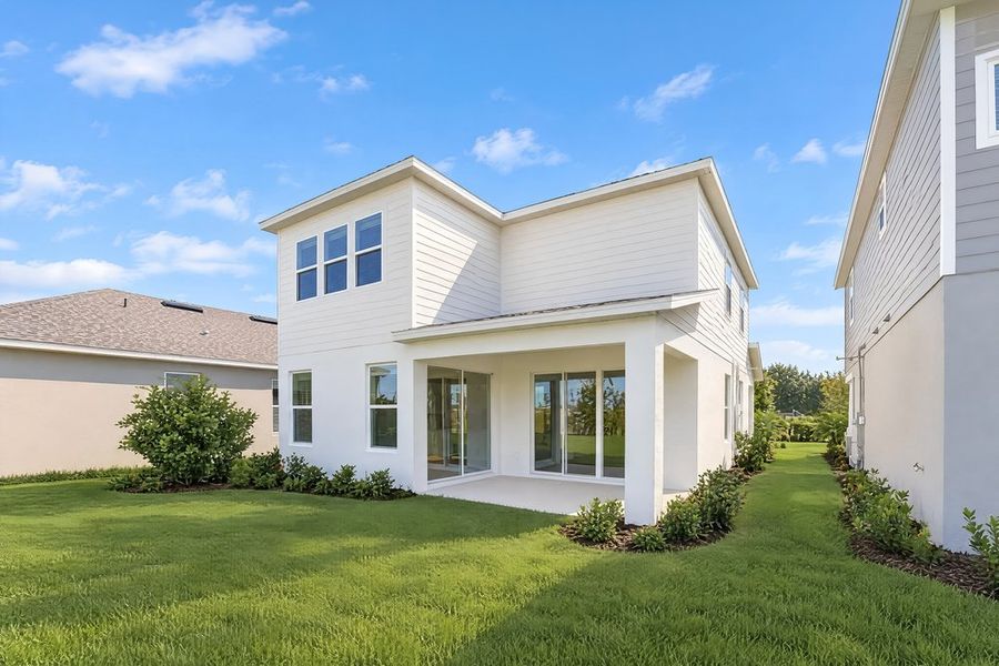 Exterior details and patio area of a home in Lochside, Mount Dora (Image 4).