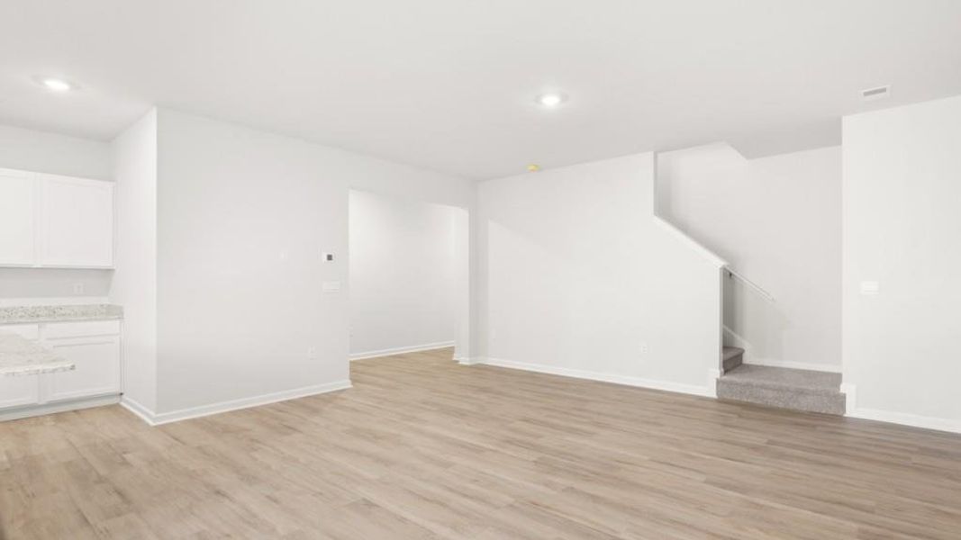Spacious, unfurnished interior of a new home in Hughes Court, Dawsonville (Image 16).