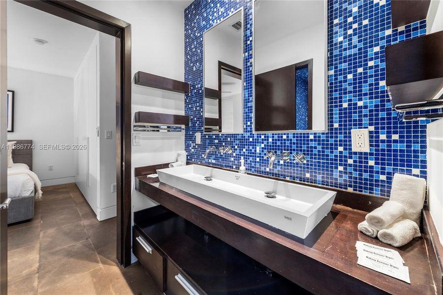 Furnished interior view inside a new home in , Miami (Image 44).