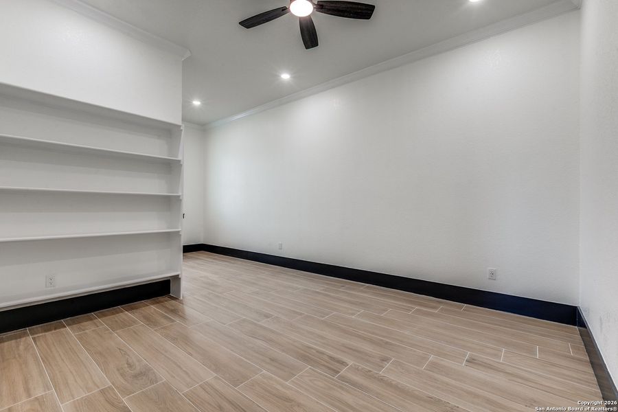 Spacious, unfurnished interior of a new home in , Castroville (Image 34).