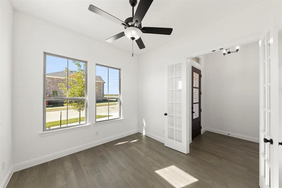 04. 3225 Agnew - Study