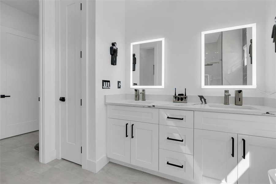 Furnished interior view inside a new home in , Lehigh Acres (Image 10).