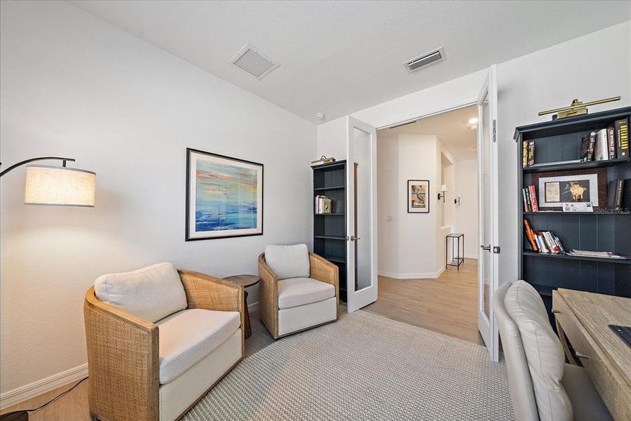 Image 37 of a home in Wellen Park Golf & Country Club.