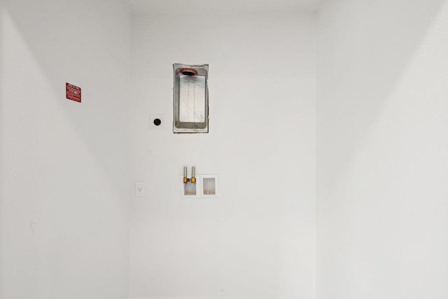 Images are for illustrative purposes only. Photos reflect a similar floor plan and are intended to convey the overall look and feel of the interiors. Images are for illustrative purposes only. Photos reflect a similar floor plan and are intended to convey the overall look and feel of the interiors.