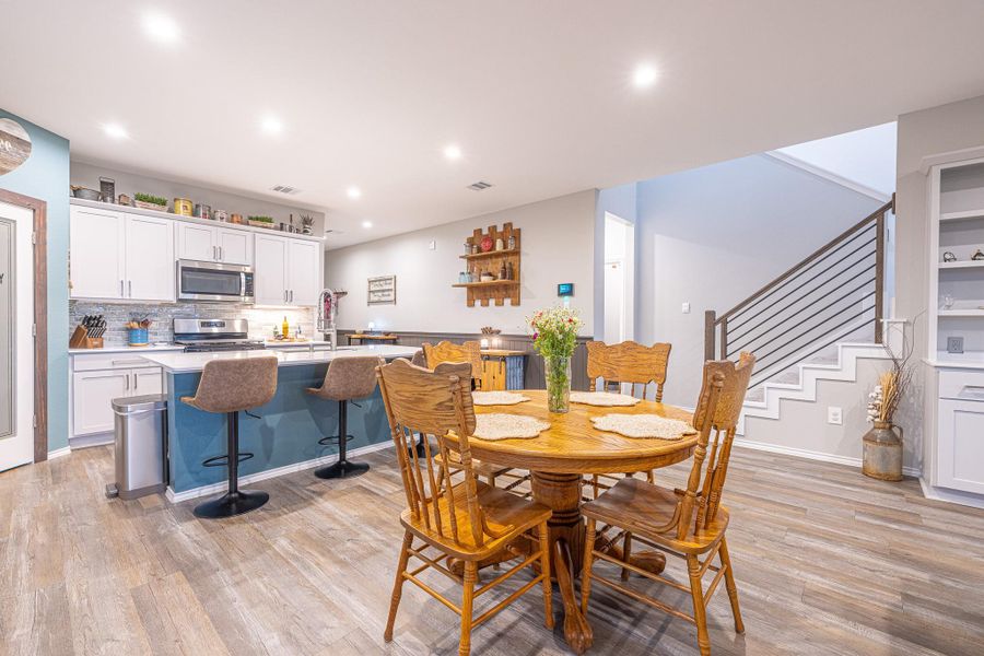Furnished interior view inside a new home in River Ranch Meadows, Dayton (Image 44). Furnished interior view inside a new home in River Ranch Meadows, Dayton (Image 44).