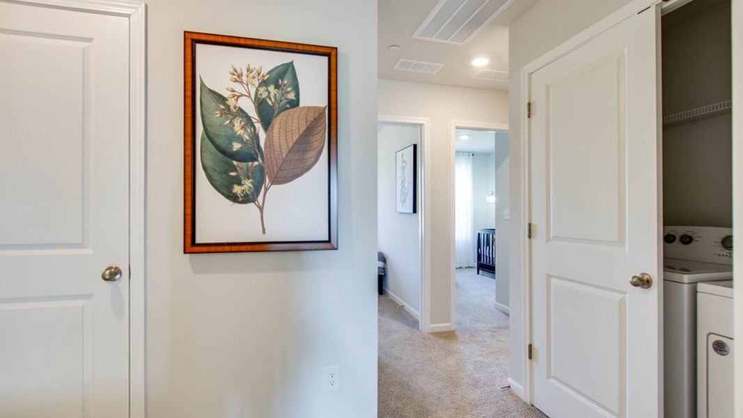 Image 27 of a home in Woodbridge Glen Townhomes.