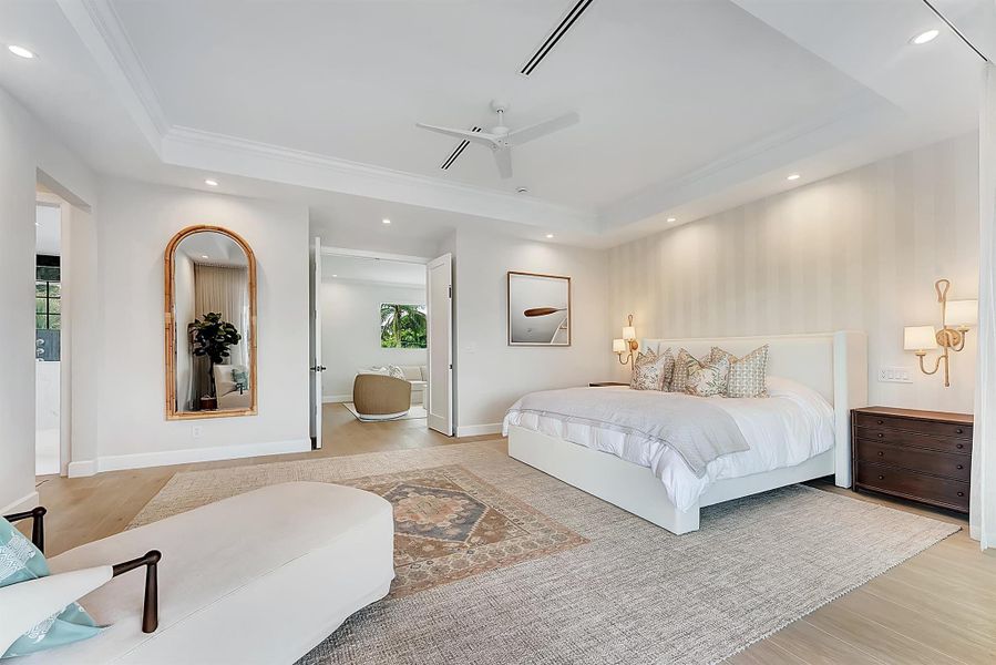 Furnished interior view inside a new home in , Pompano Beach (Image 8).