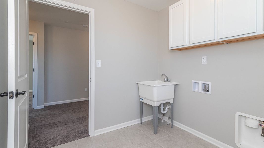 Representative furnished interior of a home built from the The Winslow by Norfolk Homes in Valleys, Jackson (Image 52).