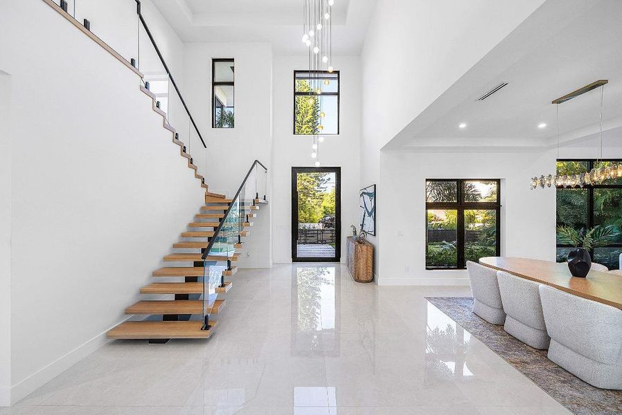 007-25833rdCourt-WestPalmBeach-FL-33407-