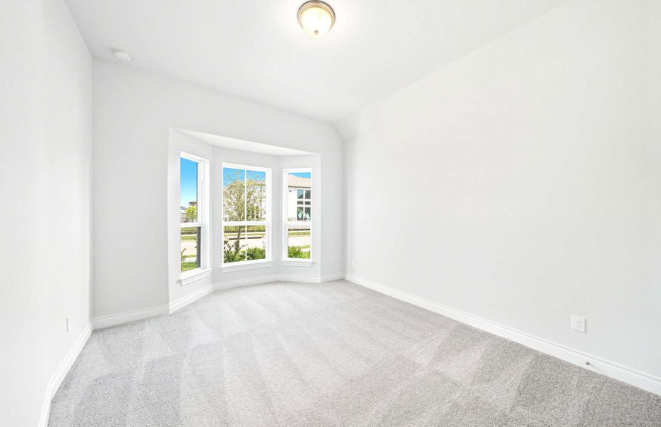 Representative unfurnished interior of a home built from the 3663 by Ravenna Homes in Artavia 70′, Conroe (Image 34).
