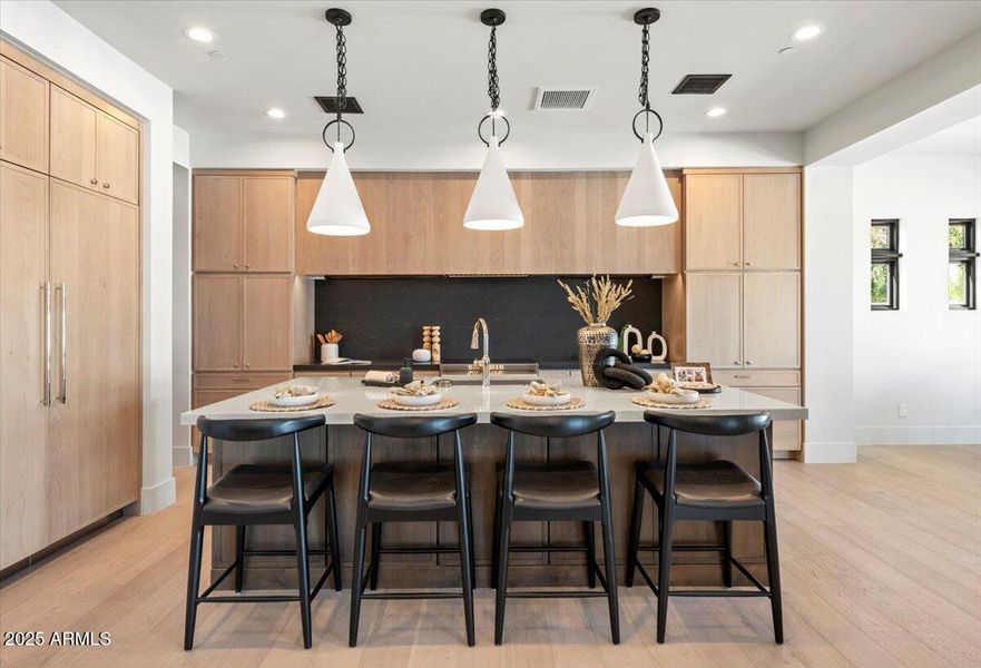 Chef's Island Kitchen Chef's Island Kitchen