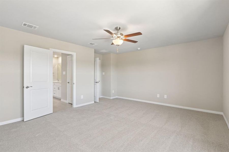 Spacious, unfurnished interior of a new home in Oak Ridge Park, Corinth (Image 29). Spacious, unfurnished interior of a new home in Oak Ridge Park, Corinth (Image 29).