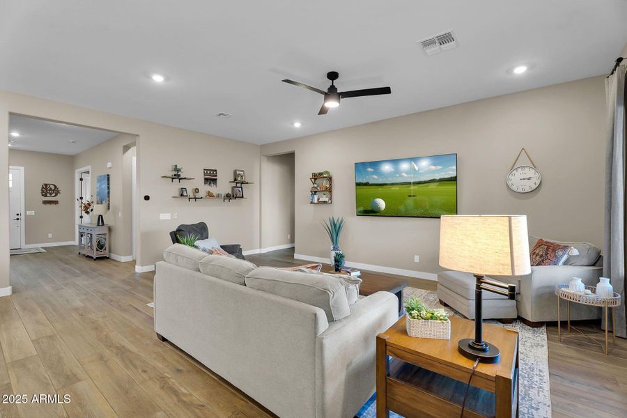 13-web-or-mls-National Trail-9 13-web-or-mls-National Trail-9