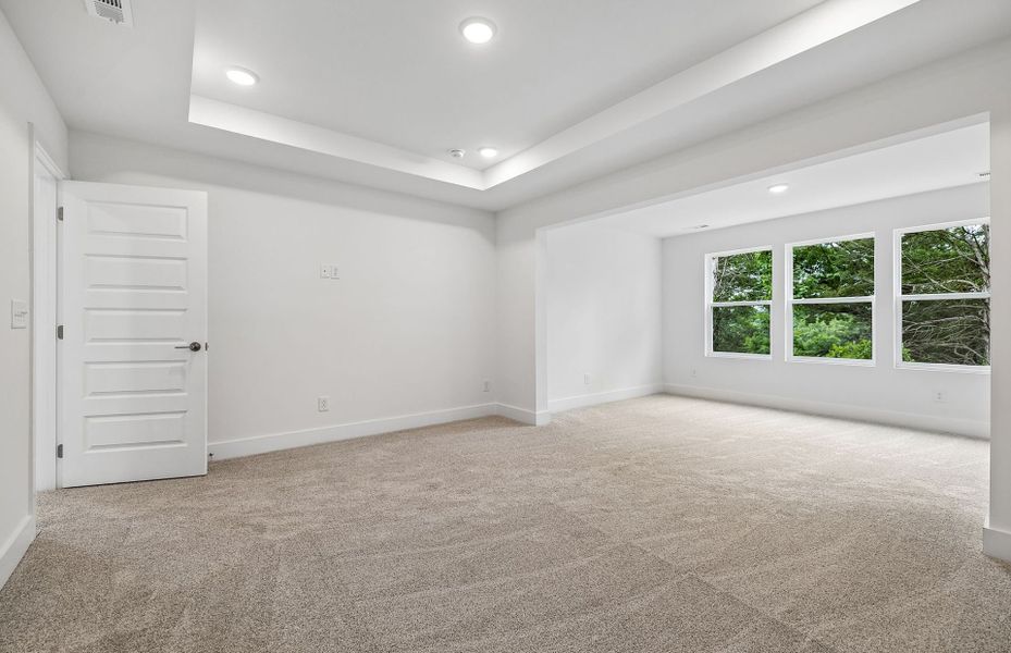 Spacious, unfurnished interior of a new home in Devonshire, Mount Juliet (Image 36).