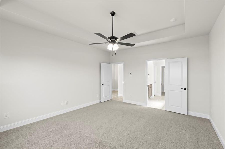 Spacious, unfurnished interior of a new home in Creekside, Royse City (Image 14). Spacious, unfurnished interior of a new home in Creekside, Royse City (Image 14).
