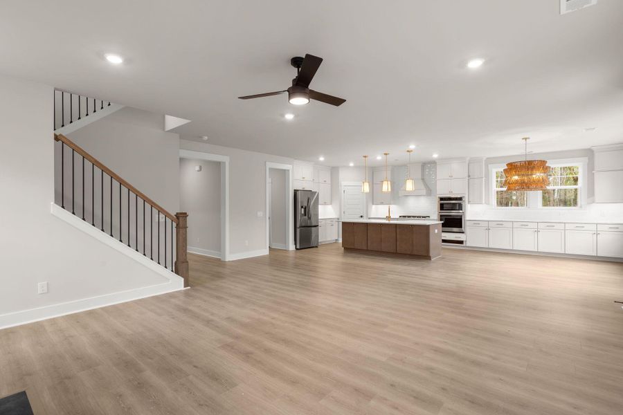 Spacious, unfurnished interior of a new home in , Mount Pleasant (Image 37).