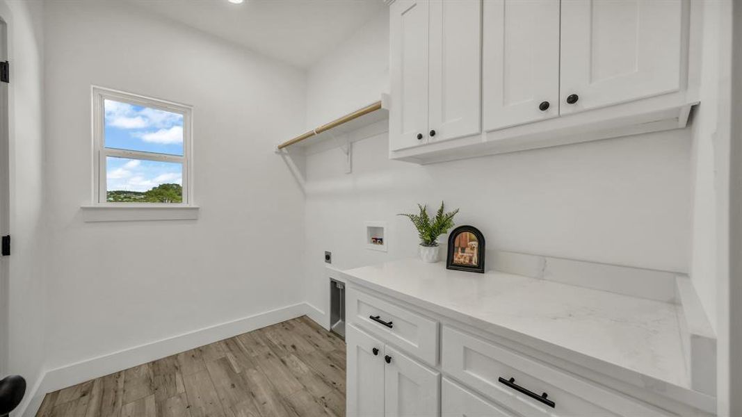Furnished interior view inside a new home in , Weatherford (Image 29).