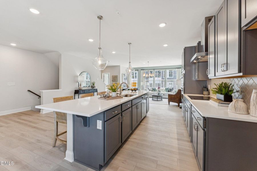 Julianne Kitchen 2