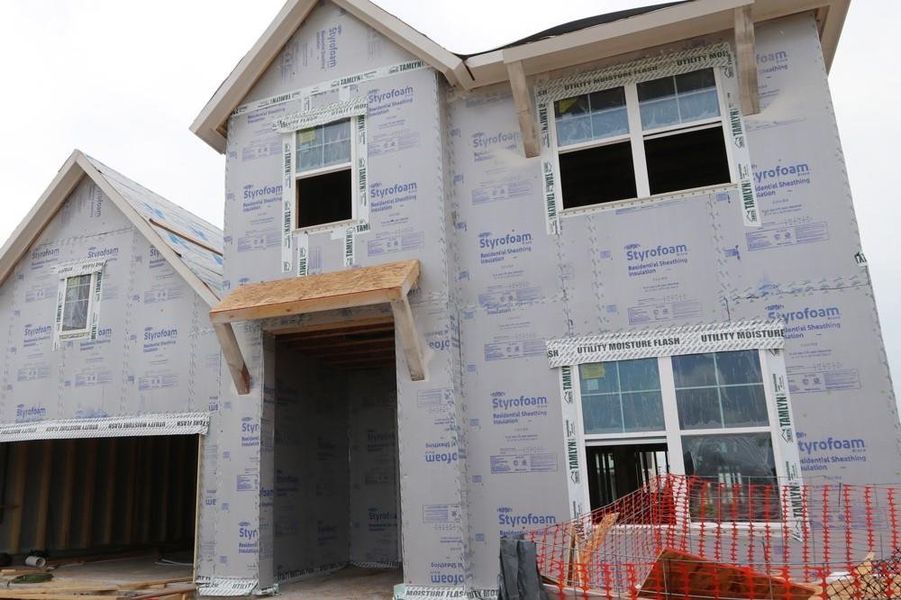 Let us show you how our advanced framing techniques have stood the test of time and allow more insulation for a quieter and more energy efficient home. Let us show you how our advanced framing techniques have stood the test of time and allow more insulation for a quieter and more energy efficient home.